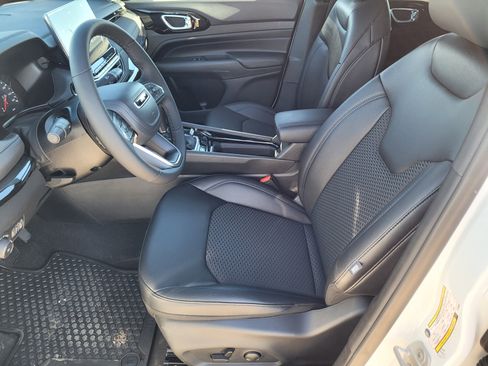 New 2026 Jeep Compass Latitude w/ Quick Order Package 29K image 7