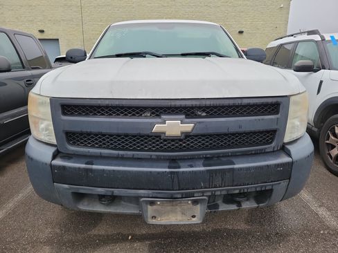 Used 2007 Chevrolet Silverado 1500 W/T image 2