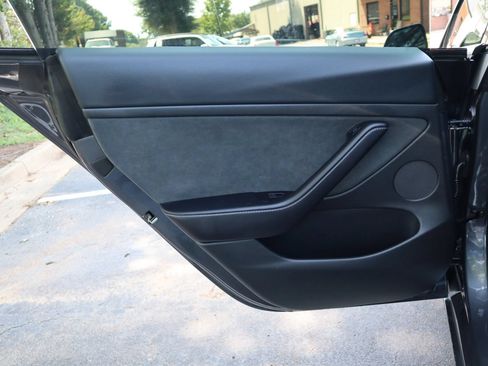 Used 2023 Tesla Model 3 Standard Range RWD image 13