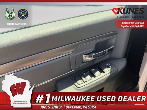 Used 2022 RAM 1500 Classic SLT AWD/4WD image 4
