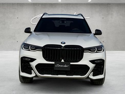 Used 2022 BMW X7 xDrive40i w/ M Sport Package image 18