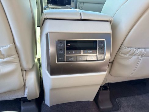 Used 2018 Lexus GX 460 Premium image 13