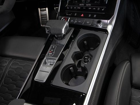 Used 2025 Audi RS 6 performance image 61