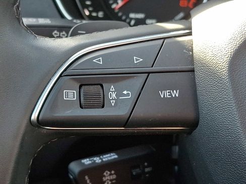 Used 2023 Audi Q5 2.0T Premium w/ Convenience Package image 15