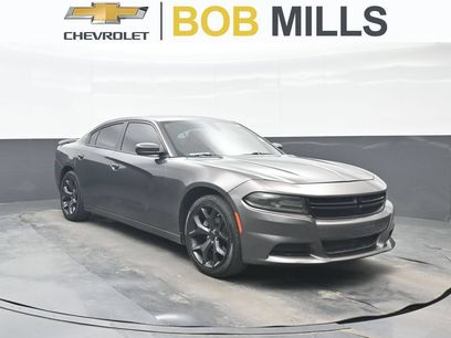 Used 2020 Dodge Charger SXT w/ Leather Interior Group