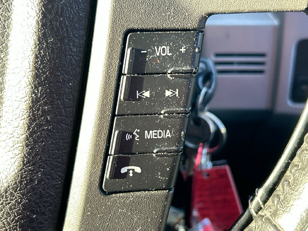 Used 2013 Ford F150 Lariat w/ Mid Equipment Group RWD image 17