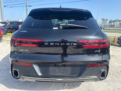Used 2025 Genesis GV70 2.5T AWD/4WD image 7