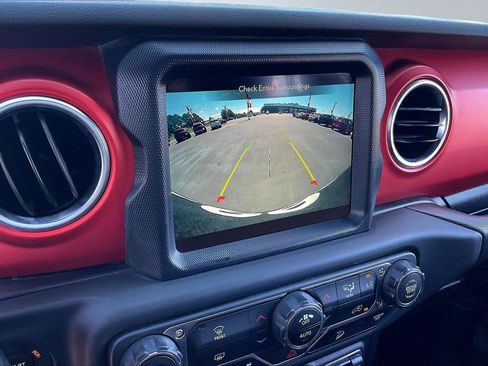 Used 2020 Jeep Wrangler Unlimited Rubicon image 21