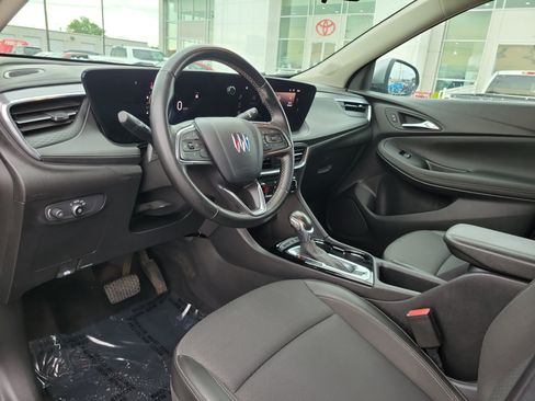 Used 2024 Buick Encore GX Preferred FWD image 19