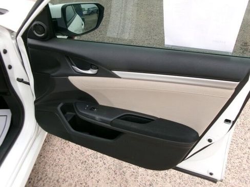 Used 2016 Honda Civic EX image 17