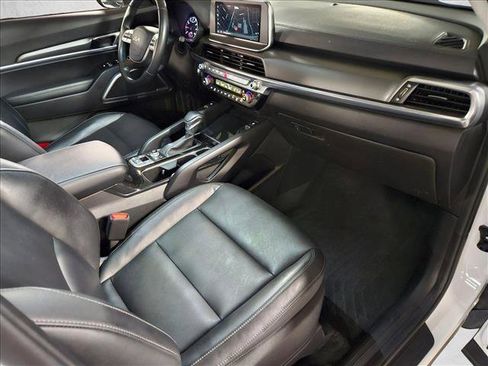 Used 2022 Kia Telluride S image 20