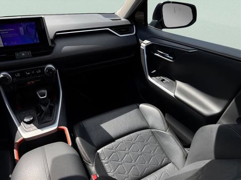 Used 2023 Toyota RAV4 Adventure image 14
