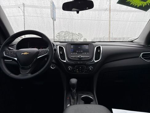 Used 2024 Chevrolet Equinox LT image 13