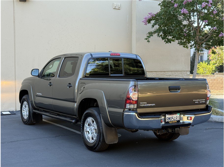Used 2009 Toyota Tacoma PreRunner w/ SR5 Pkg #2 RWD image 4