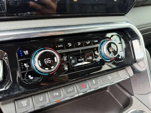New 2026 GMC Sierra 2500 Denali w/ Technology Package AWD/4WD image 29