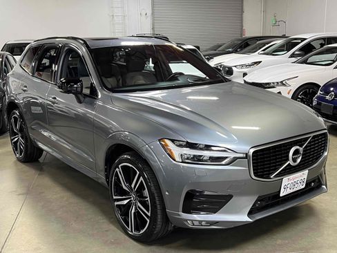 Used 2020 Volvo XC60 T5 R-Design image 3