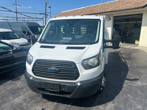 Used 2017 Ford Transit 350 138 DRW RWD image 2