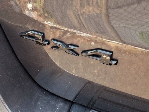 Certified 2021 Jeep Grand Cherokee Laredo X AWD/4WD image 4