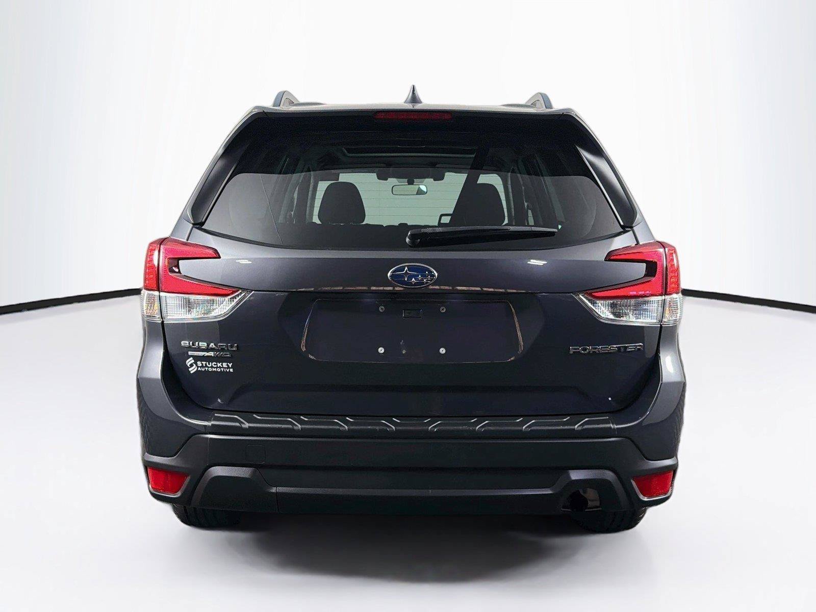 Used 2021 Subaru Forester Premium AWD/4WD image 10