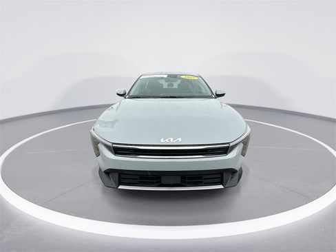 Used 2025 Kia K4 EX image 3