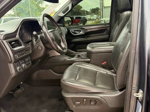 Used 2021 Chevrolet Tahoe RST w/ Luxury Package AWD/4WD image 16