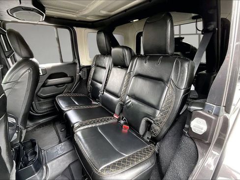 Used 2021 Jeep Wrangler Unlimited Sahara AWD/4WD image 26