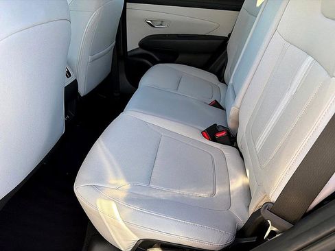 Certified 2025 Hyundai Tucson SEL image 9
