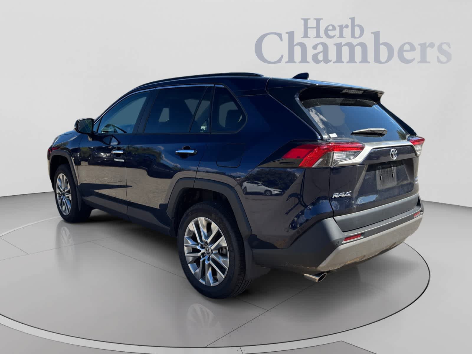 Used 2025 Toyota RAV4 Limited w/ Advanced Technology Package AWD/4WD image 2