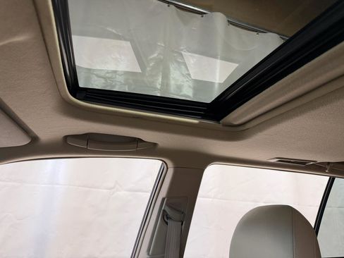 Used 2009 Toyota Highlander Limited AWD/4WD image 28