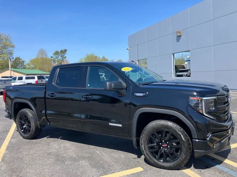 Used 2024 GMC Sierra 1500 Elevation w/ X31 Off-Road Package AWD/4WD image 3