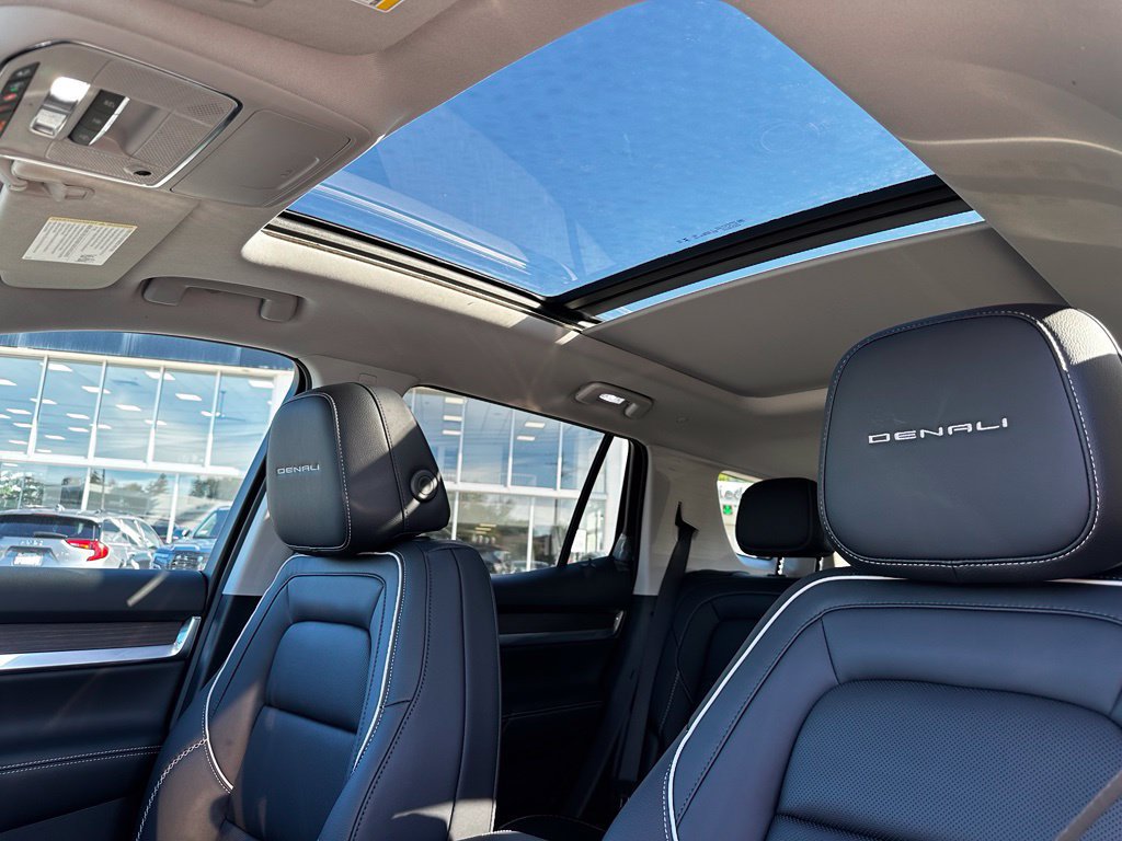 New 2027 GMC Terrain Denali w/ LPO, Floor Liner Package AWD/4WD image 14