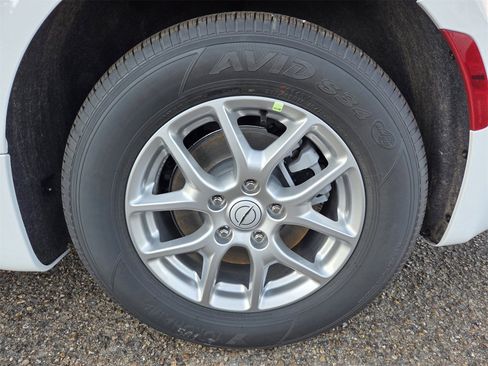 New 2026 Chrysler Pacifica Select image 20