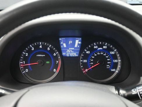 Used 2014 Hyundai Accent SE FWD image 11
