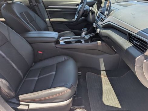 Used 2025 Nissan Altima 2.5 SR FWD image 27