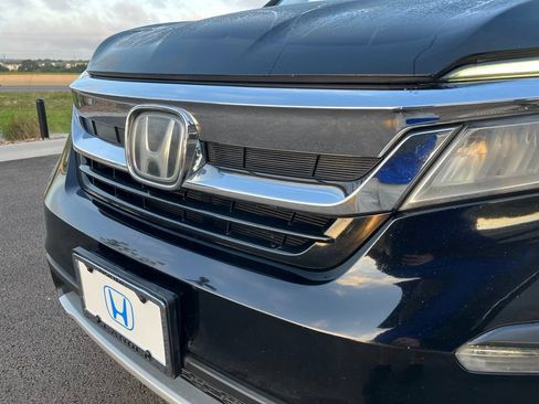 Used 2021 Honda Pilot Elite image 16