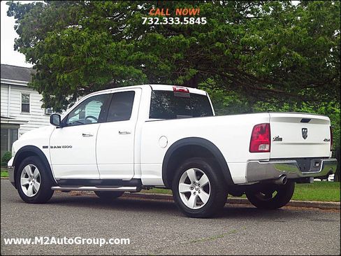 Used 2011 RAM 1500 Big Horn image 3