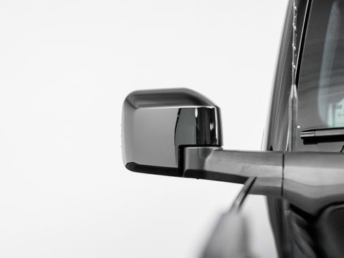 Used 2025 Ford Bronco Outer Banks image 6