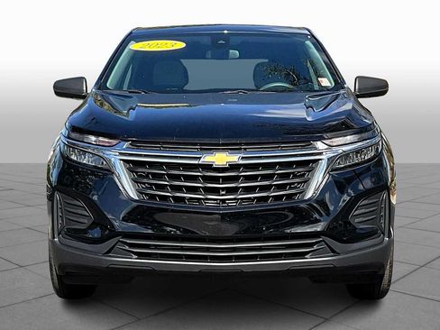 Used 2023 Chevrolet Equinox LS FWD image 4