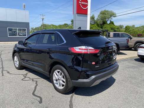 Used 2023 Ford Edge SEL w/ Convenience Package AWD/4WD image 3