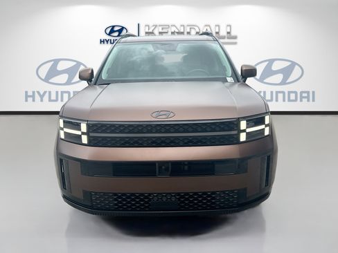 Used 2024 Hyundai Santa Fe Calligraphy FWD image 2