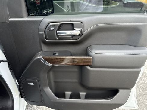 Used 2021 GMC Sierra 1500 Elevation w/ Preferred Package image 40