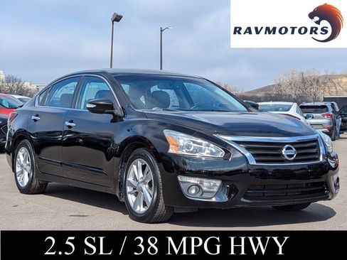 Used 2015 Nissan Altima 2.5 SL w/ Technology Package FWD image 1