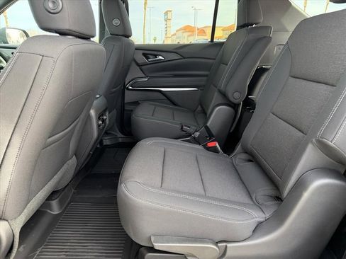 New 2026 Chevrolet Traverse LT w/ LPO, Floor Liner Package image 6