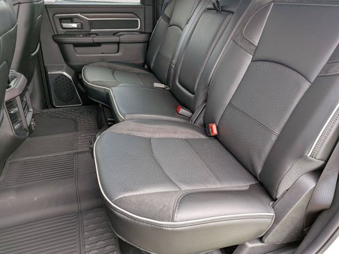 New 2026 RAM 2500 Laramie w/ Sport Appearance Package AWD/4WD image 30