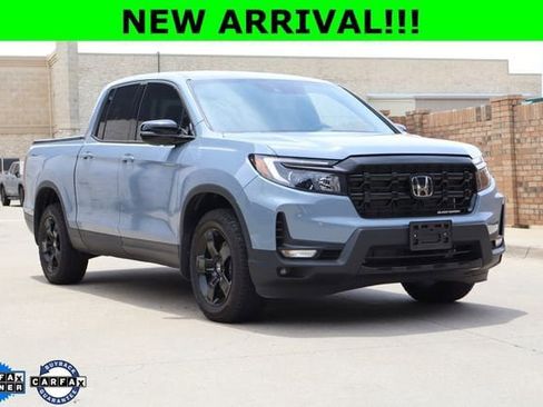 Used 2025 Honda Ridgeline Black Edition image 1