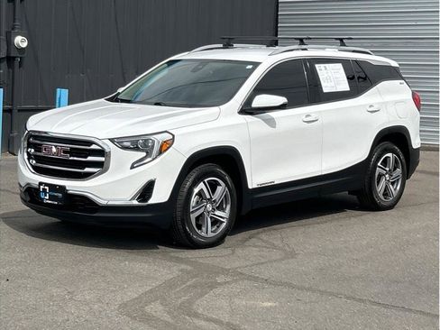 Used 2020 GMC Terrain SLT image 6