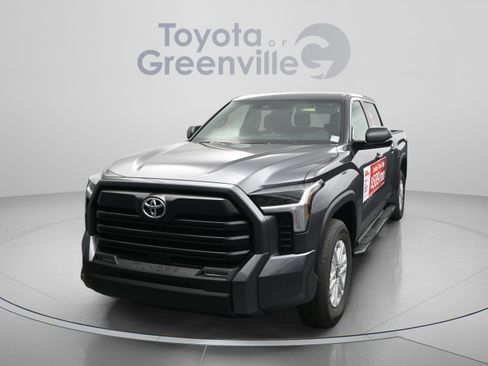 Used 2025 Toyota Tundra SR5 w/ SR5 Convenience Package RWD image 24