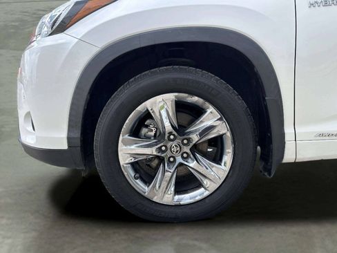 Used 2019 Toyota Highlander Limited Platinum AWD/4WD image 43
