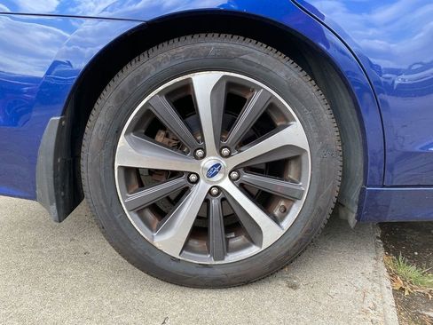 Used 2015 Subaru Legacy 2.5i Limited image 31