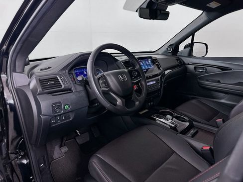 Used 2022 Honda Pilot Black Edition image 9